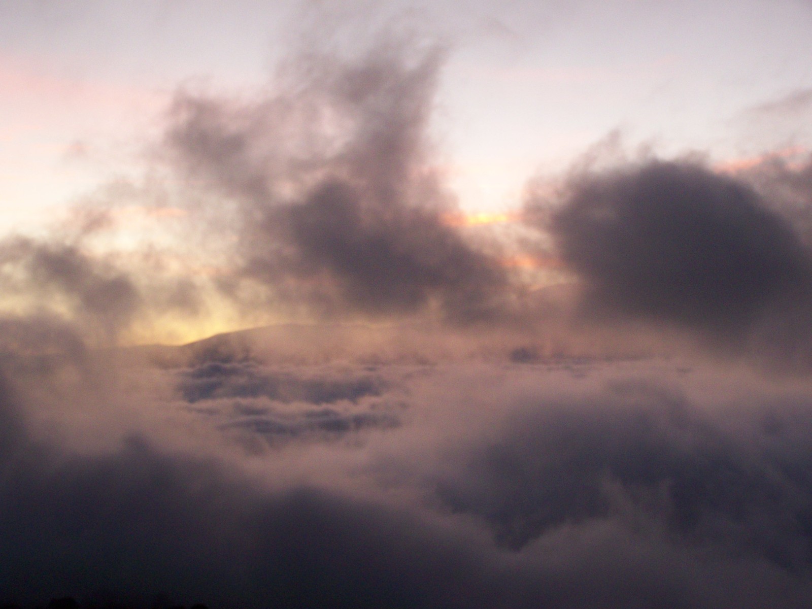 Wolken über dem Mount Meru